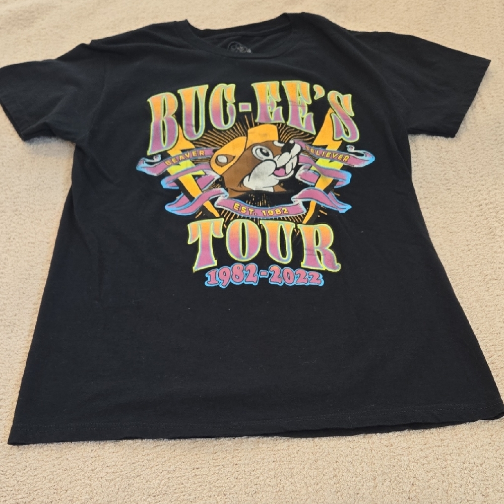 Buc-ee's Black Graphic Tee